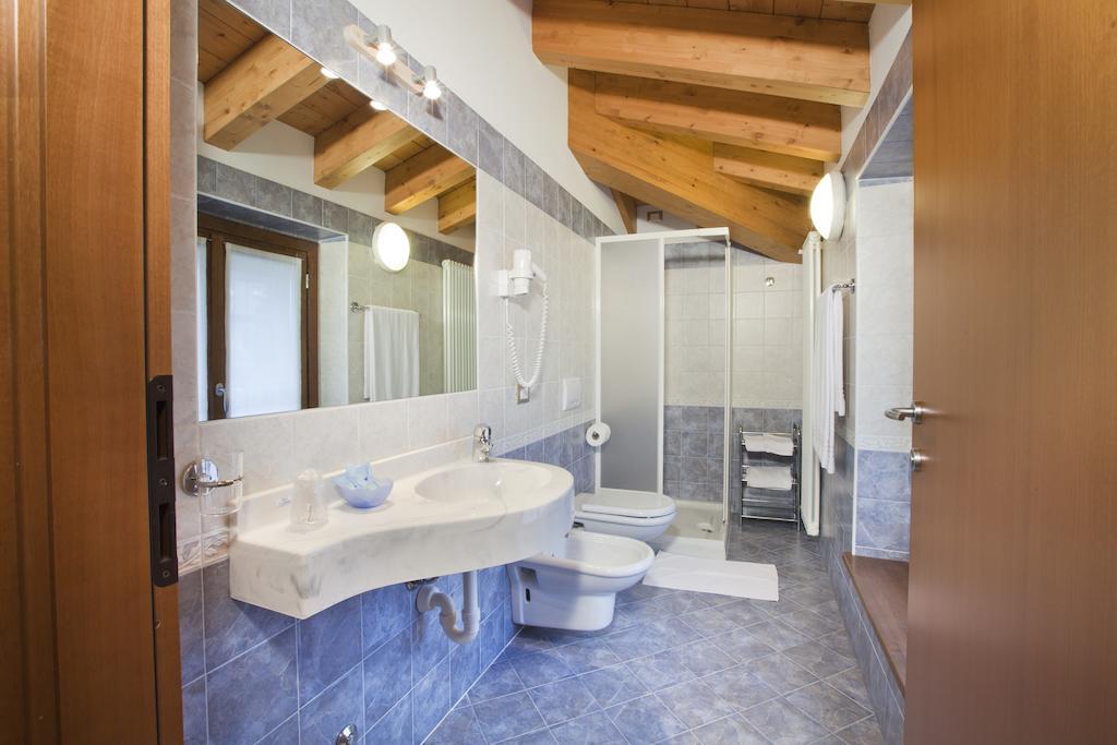 Hotel Ferrari Castione della Presolana Chambre photo
