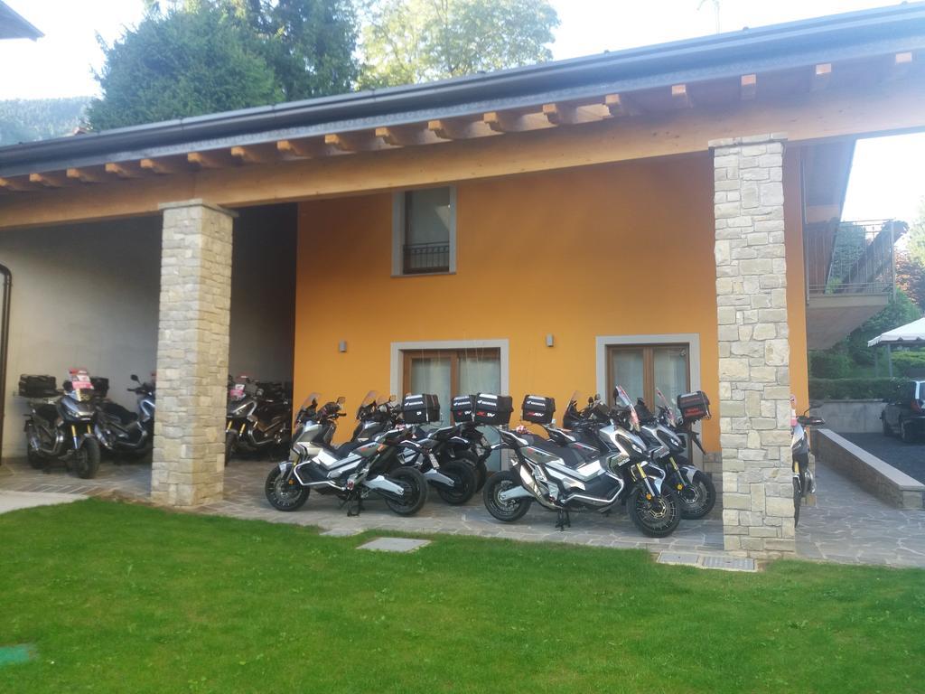 Hotel Ferrari Castione della Presolana Extérieur photo